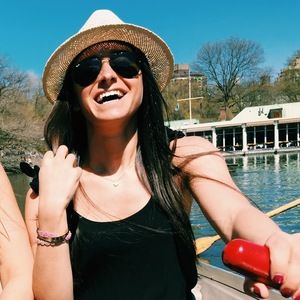 Meet your Posher, Erica